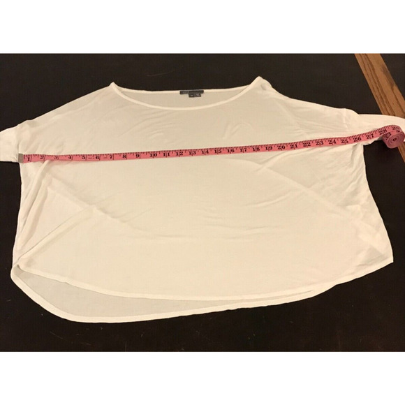 Vince Women's Long Sleeve White Scoop Neck Shirttail Hem Top - Size Small - Picture 6 of 9